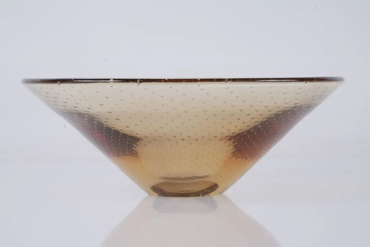 GUNNEL NYMAN (Finland, 1909-1948), skål, spikoptik, Nuutajärvi, Notsjö