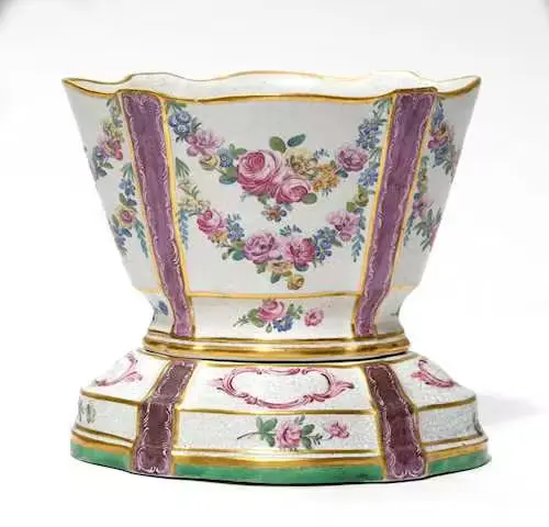 TWO-PART JARDINIÈRE