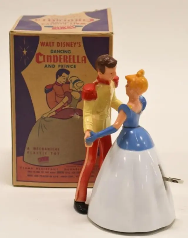 Walt Disney's Dancing Cinderella & Prince Wind-Up