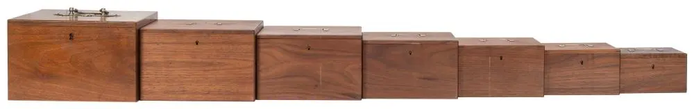 est of Boxes. Circa 1910. Fine set of seven hardwood nesti...