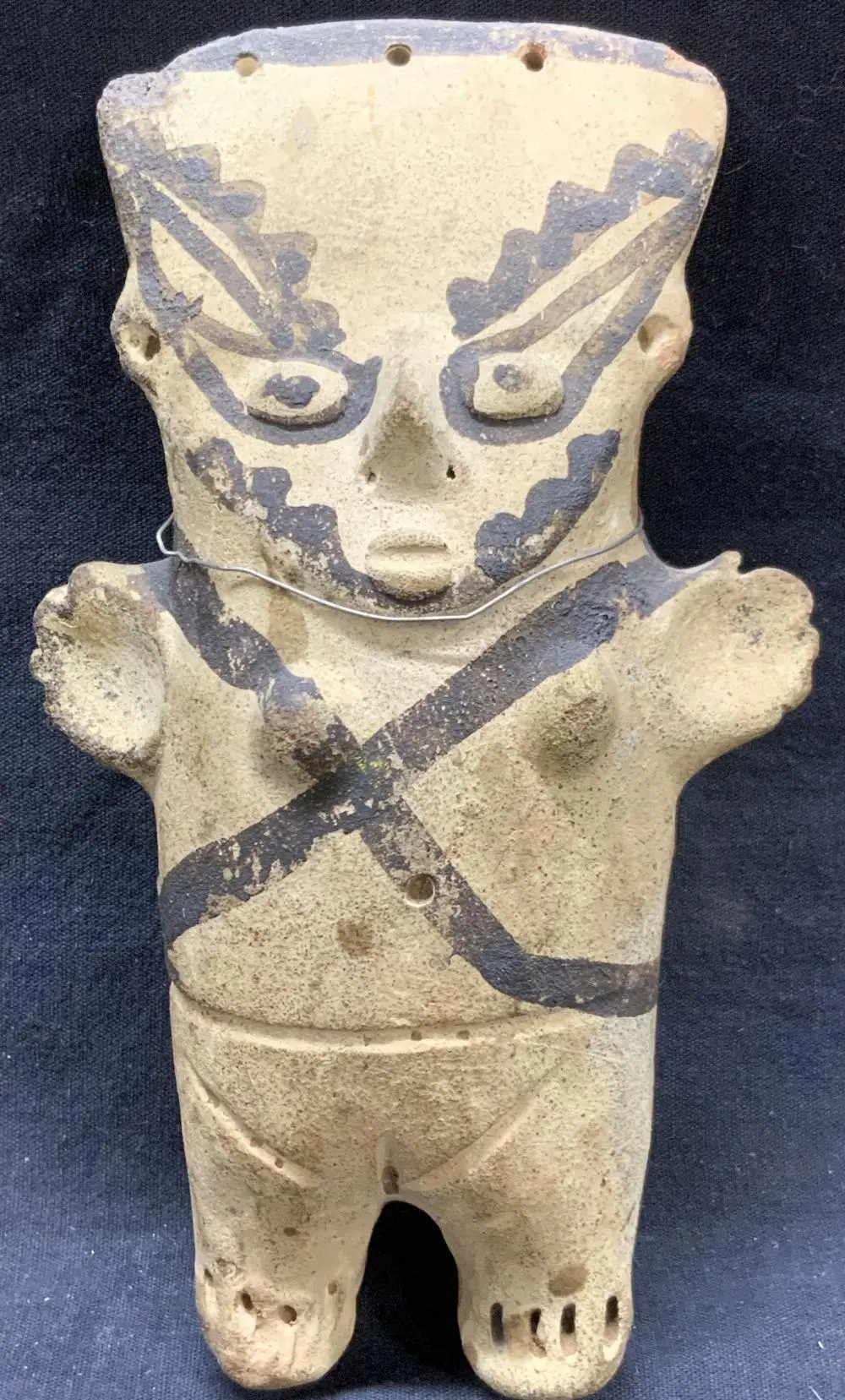 Antique Chancay Peruvian Clay Sculpture