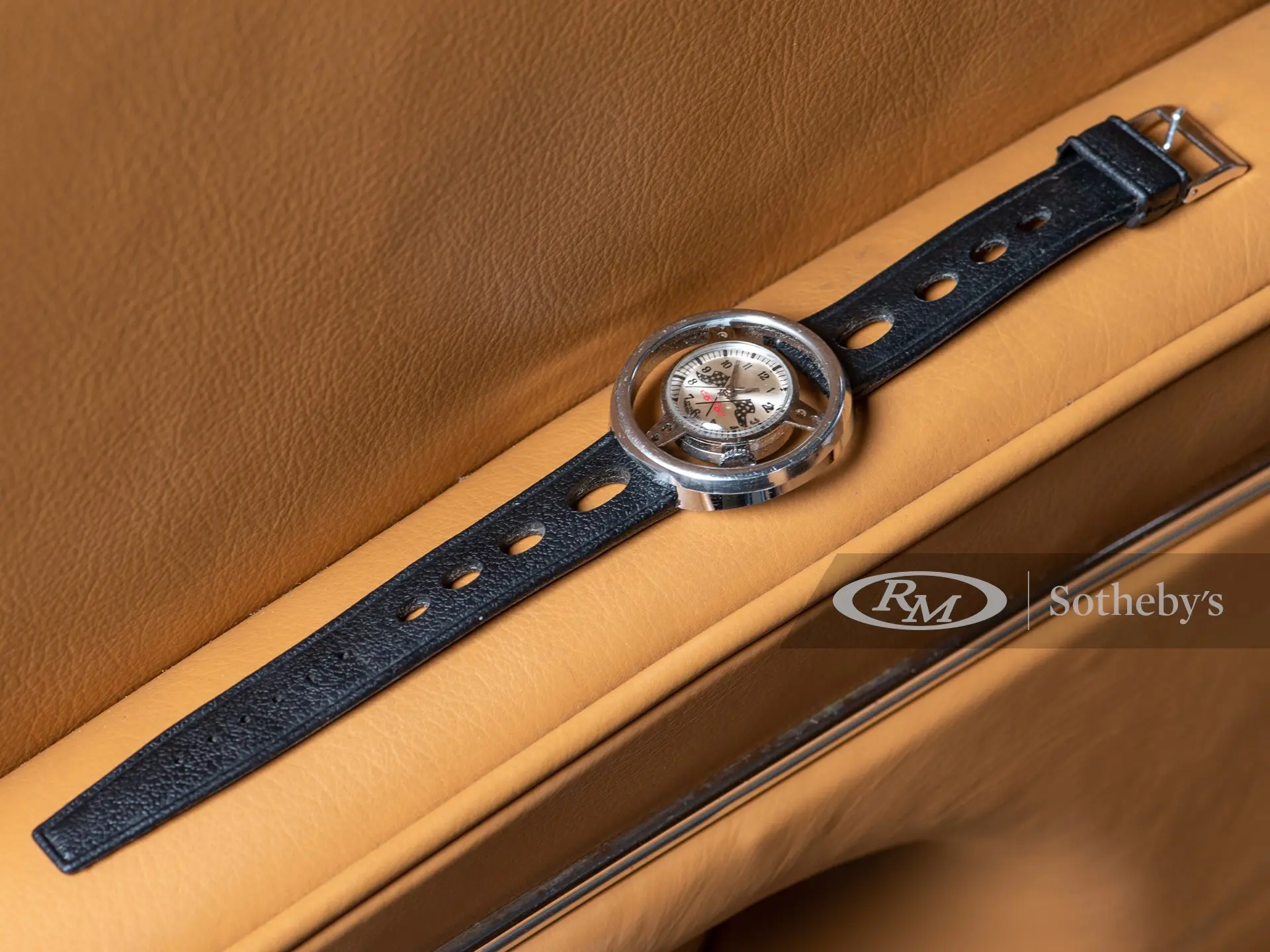 Grand Prix Race Steering Wheel Wristwatch