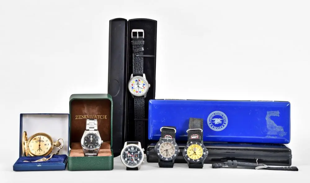 A lot of five wrist watches and one pocket watch including Zeno and Luminox
