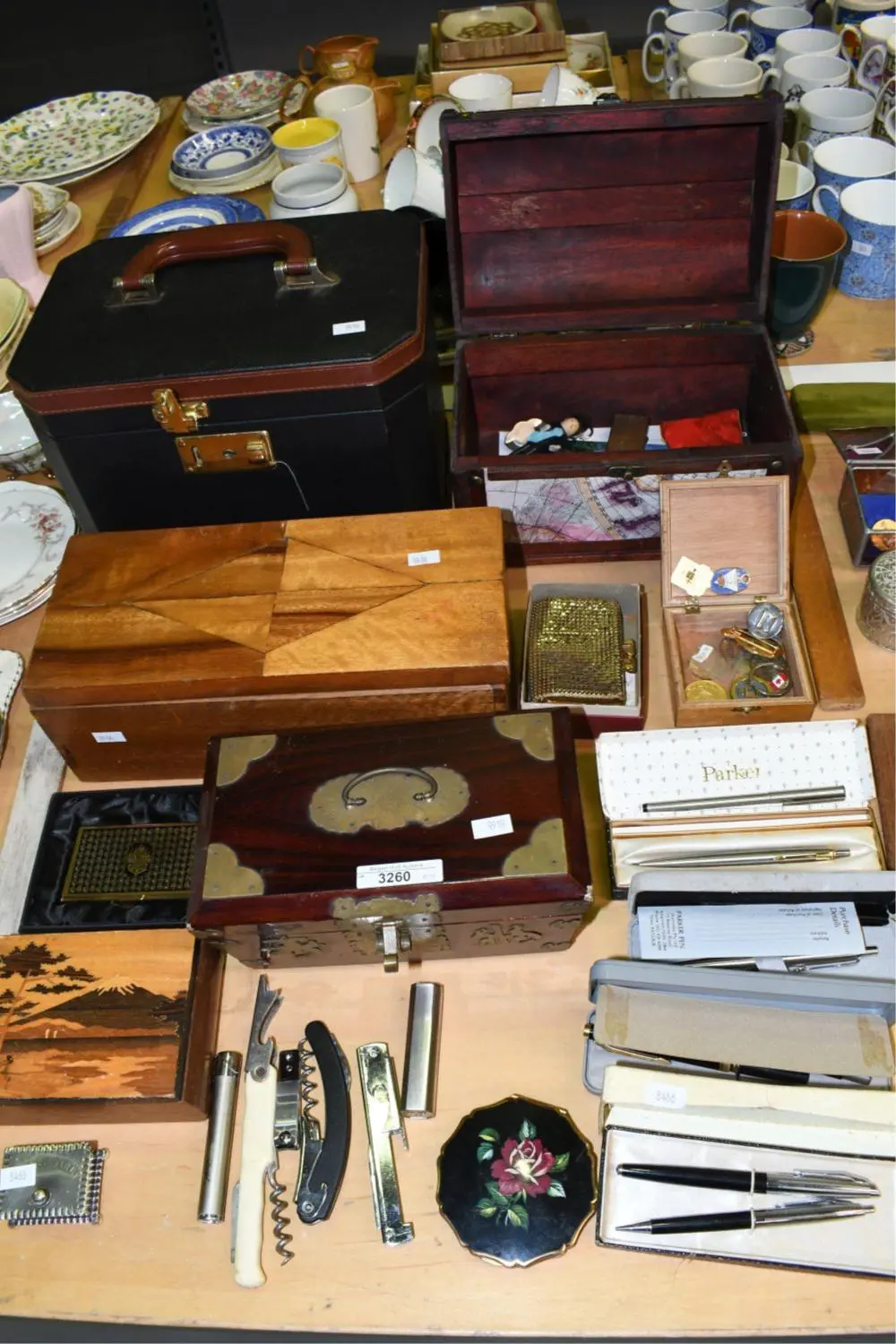 Collection of assorted boxes incl,