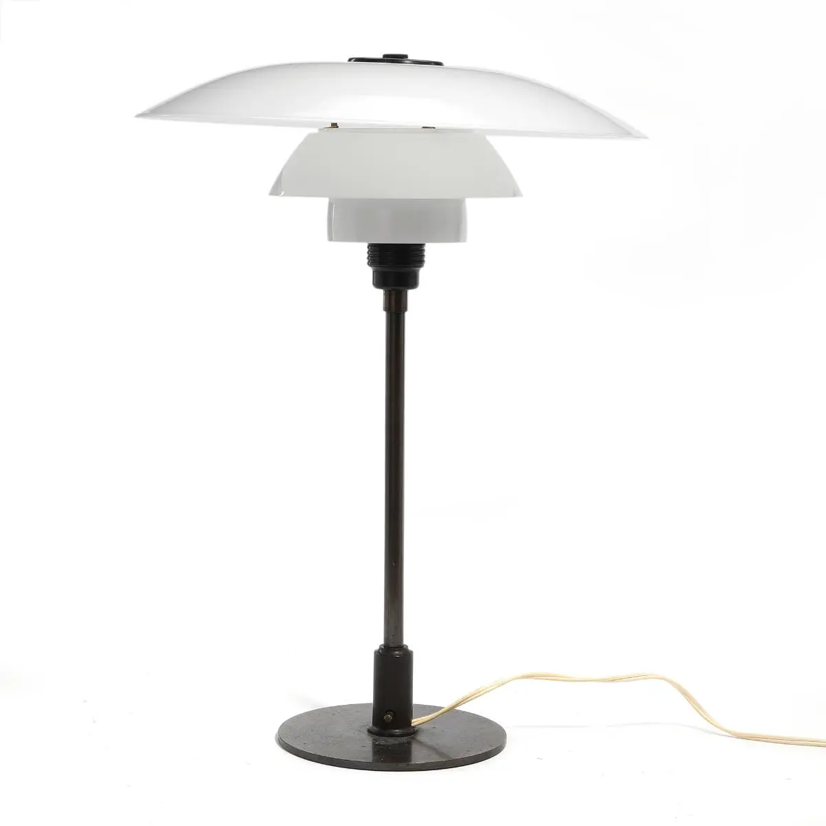 Poul Henningsen