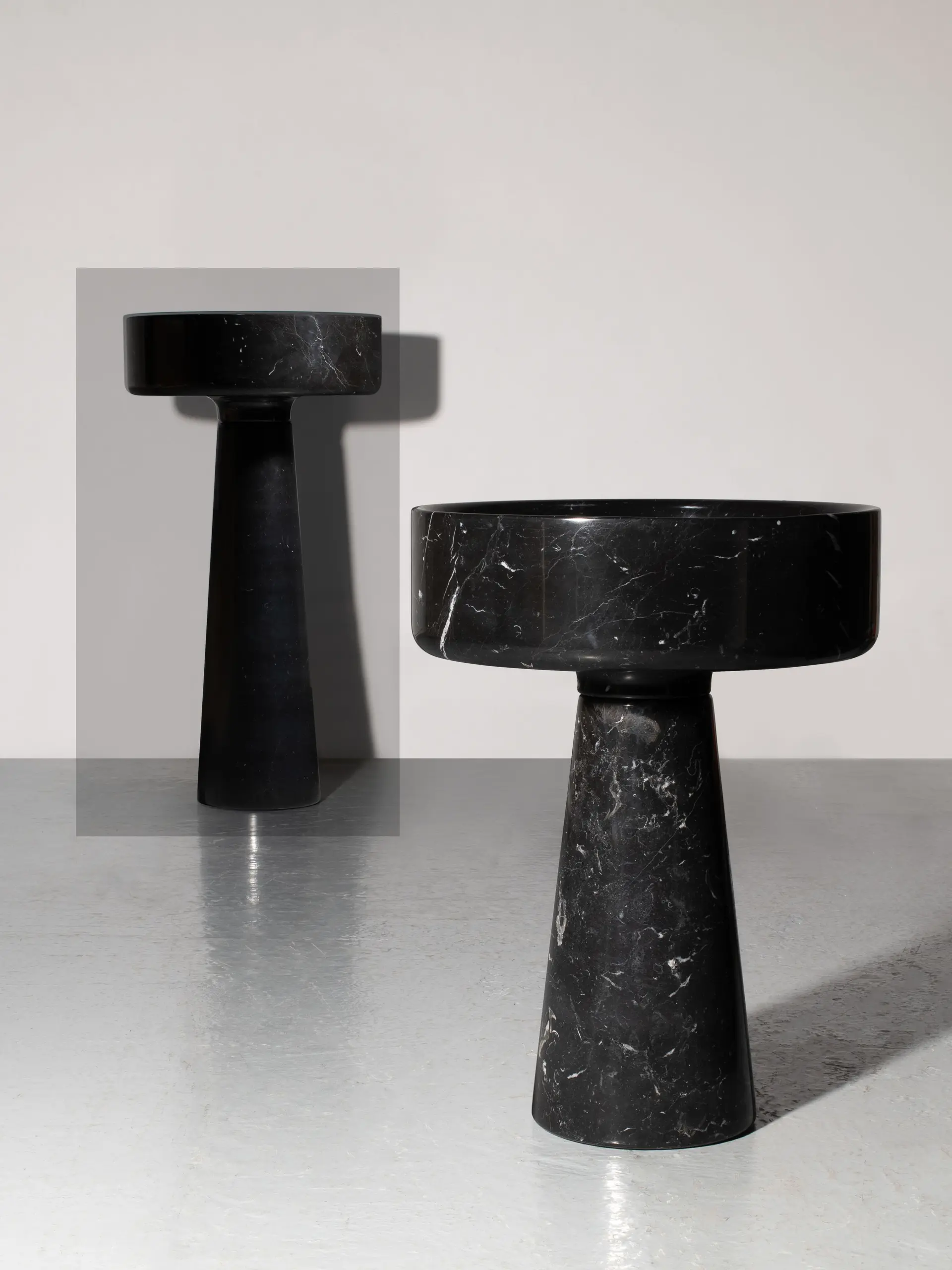 Angelo MANGIAROTTI 1921-2012 Porte-plante - 1971