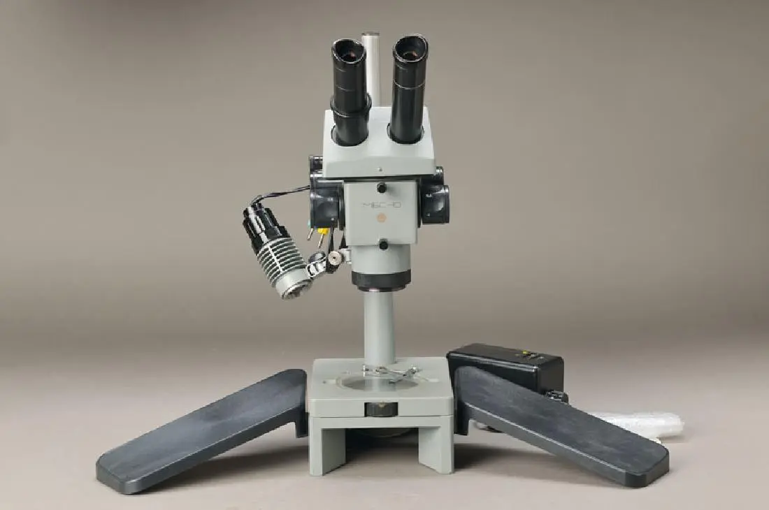 Stereoscopy Precision Microscope