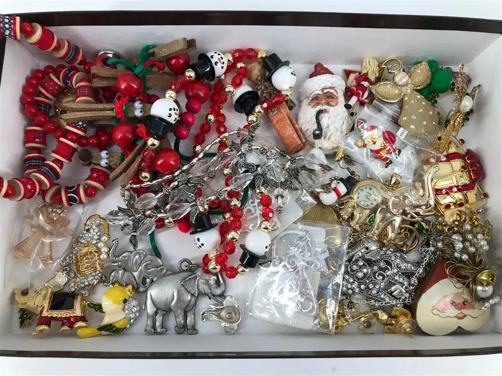 LOT OF ASSORTED FASHION AND COSTUME JEWELRY AND ACCESSORIES