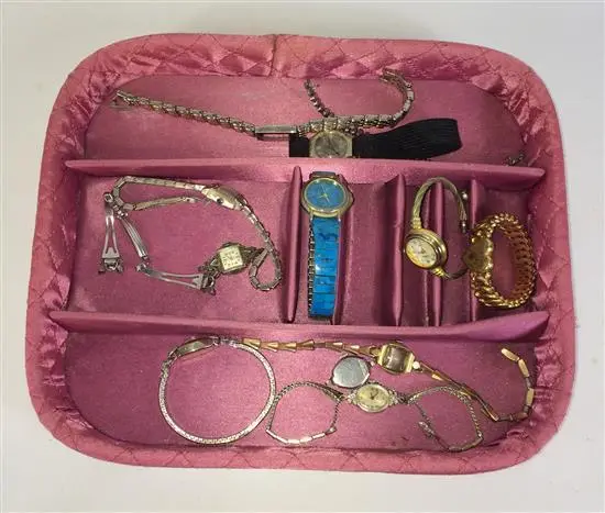 BOX LOT WATCHES INCLUDING SEIKO, BELLISSIMA, AND COLLEZIO