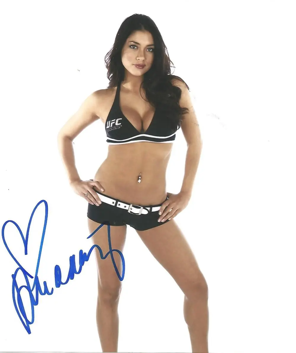 Arianny Celeste UFC hand signed 10""x8"" photo. This beautiful hand-signed photo depicts Arianny