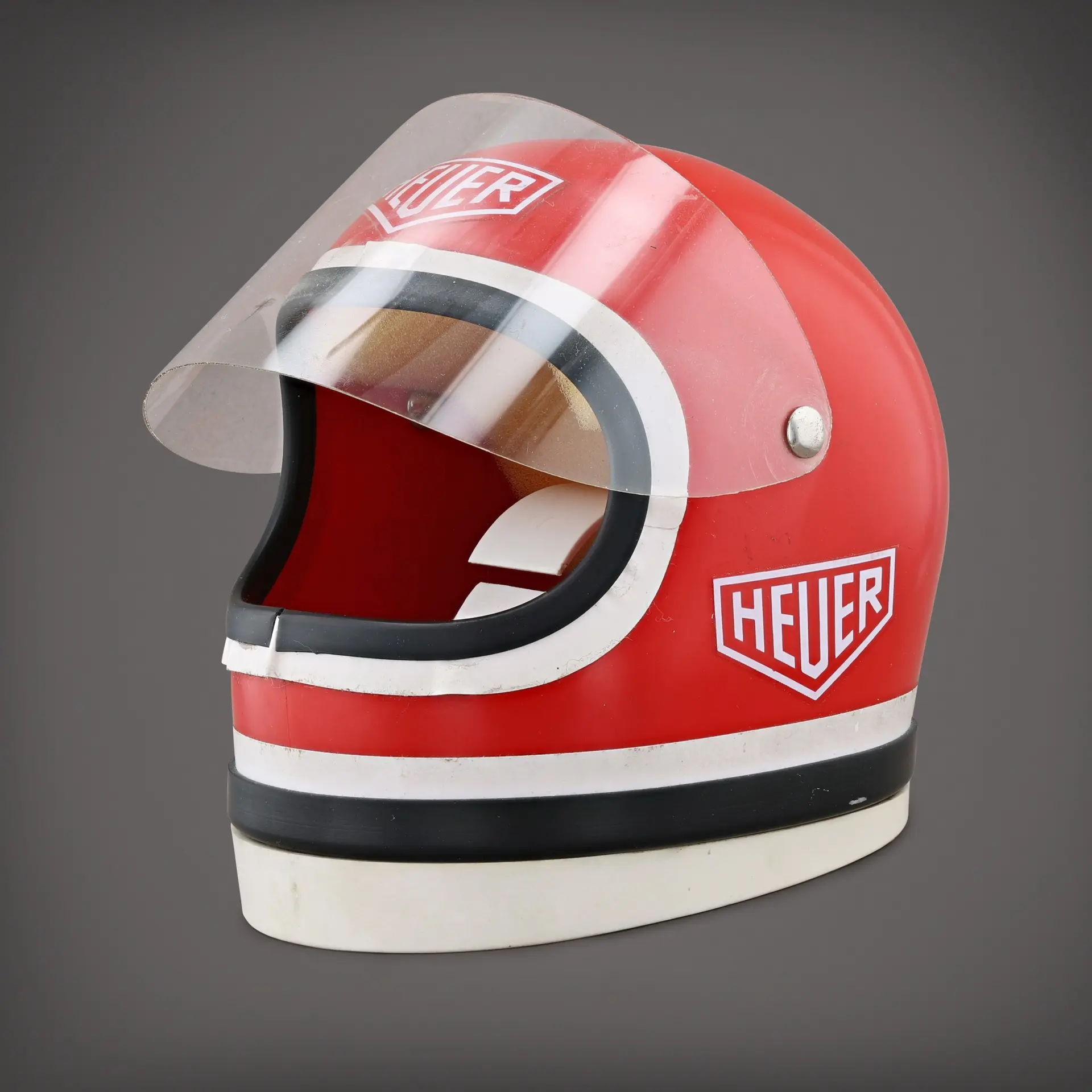 Ecrin en forme de casque de course | Racing helmet-shaped...