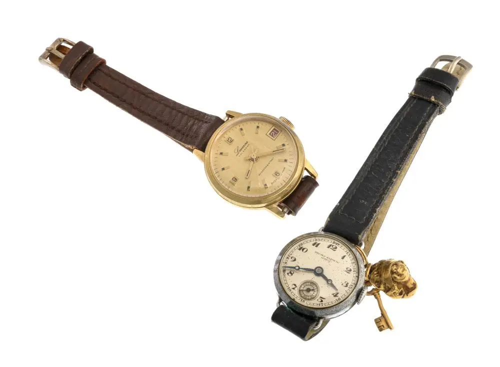 TWO VINTAGE WRIST WATCHES