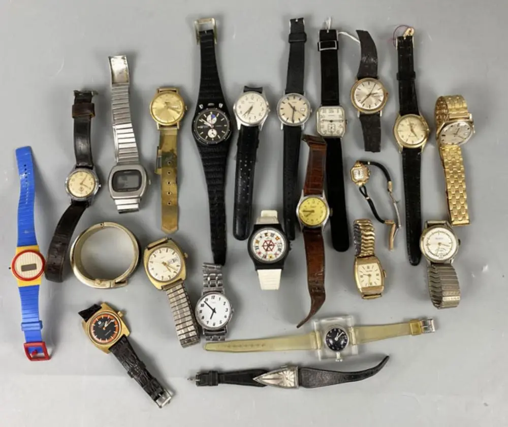 Large Group of Vintage Watches