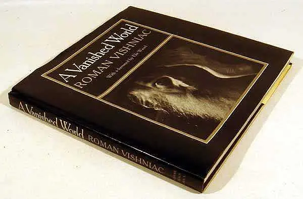 Roman Vishniac A VANISHED WORLD 1983 Author-Signed First...